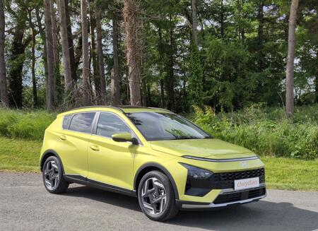 HYUNDAI